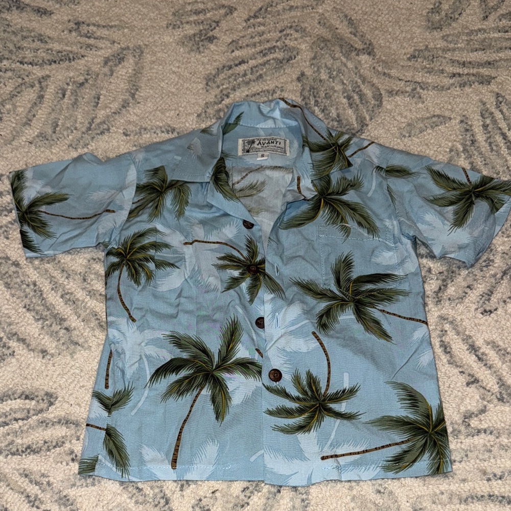 Avanti Light Blue Tropical Shirt Youth Small